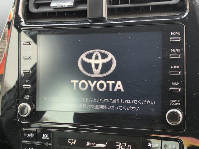 TOYOTA PRIUS 4WD 2022 Image 31