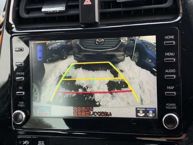 TOYOTA PRIUS 4WD 2022 Image 31