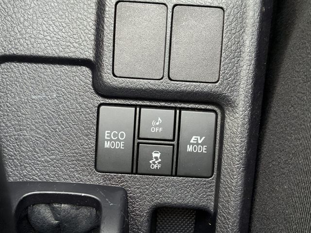 TOYOTA COROLLA FIELDER HYBR 2013 Image 31