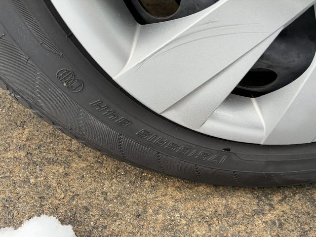 TOYOTA COROLLA FIELDER HYBR 2013 Image 31