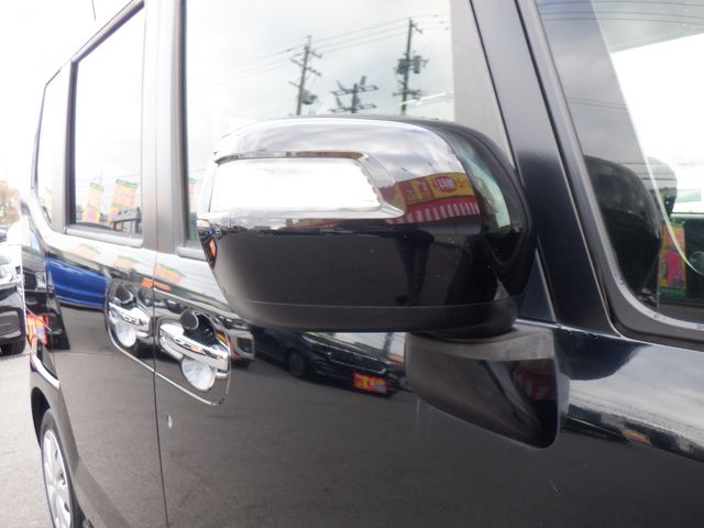 HONDA N BOX 2016 Image 31