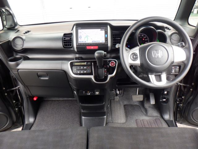 HONDA N BOX 2016 Image 31