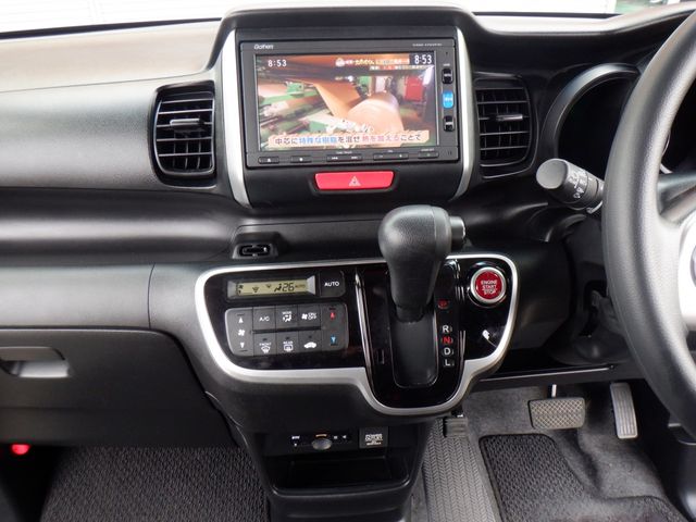 HONDA N BOX 2016 Image 31