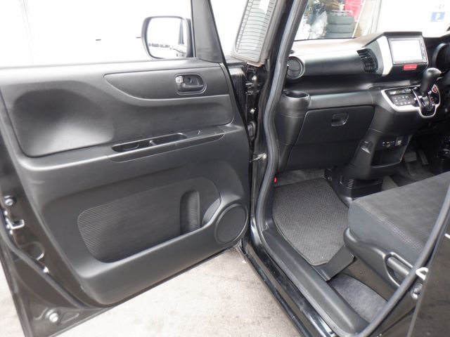 HONDA N BOX 2016 Image 31