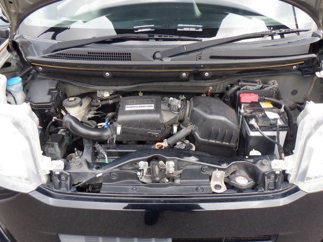 HONDA N BOX 2016 Image 31