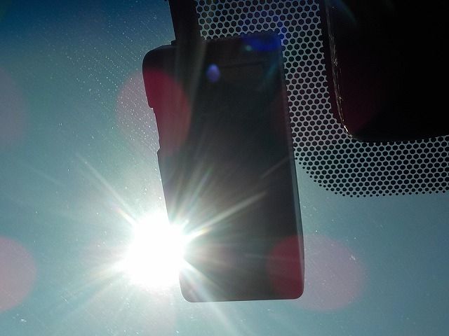 TOYOTA CAMRY HYBRID 2018 Image 31