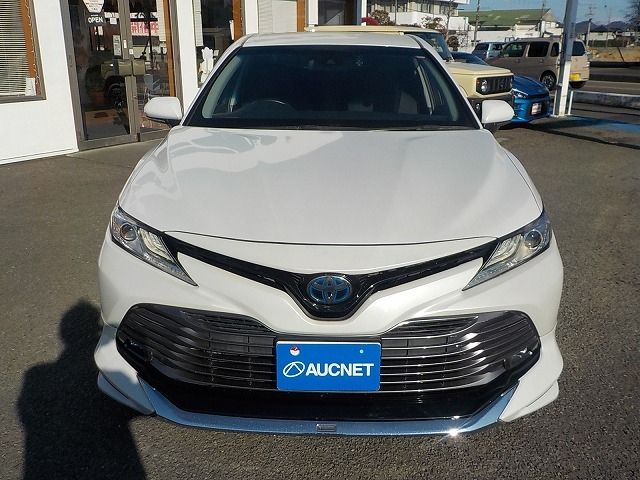 TOYOTA CAMRY HYBRID 2018 Image 31