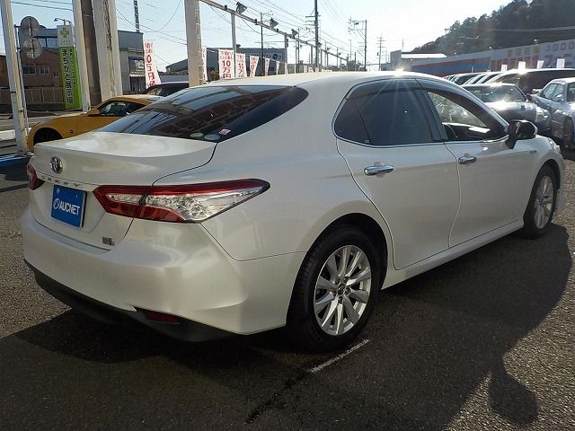 TOYOTA CAMRY HYBRID 2018 Image 31