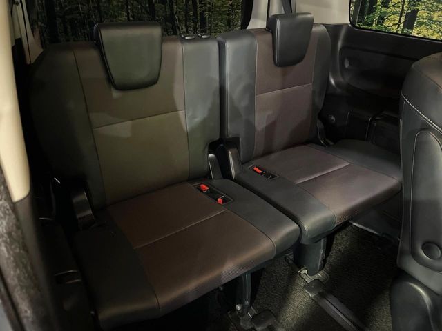 TOYOTA ESQUIRE 2016 Image 31