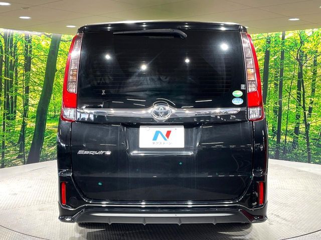 TOYOTA ESQUIRE 2016 Image 31