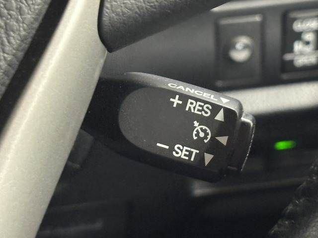 TOYOTA VOXY 2018 Image 31