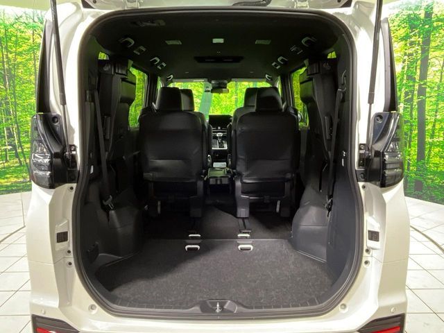 TOYOTA VOXY 4WD 2025 Image 31