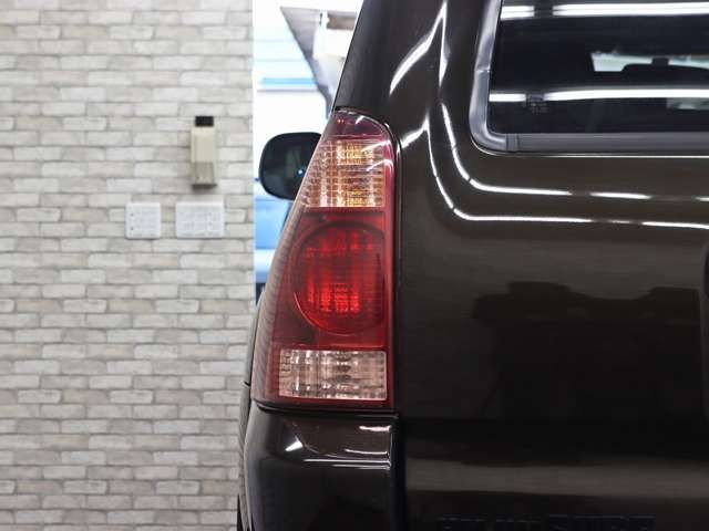 TOYOTA HILUXSURF WAGON 4WD 2002 Image 31