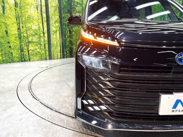 TOYOTA VOXY HYBRID 2023 Image 31