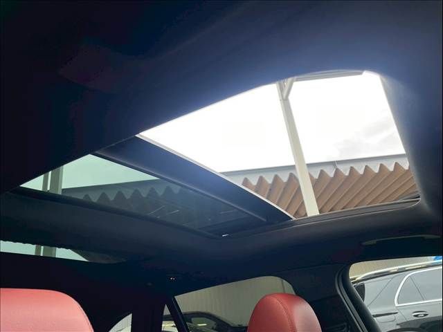 MERCEDES BENZ GLC CL 2019 Image 31