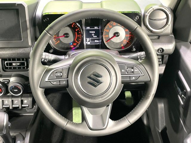 SUZUKI JIMNY NOMADE 2025 Image 31