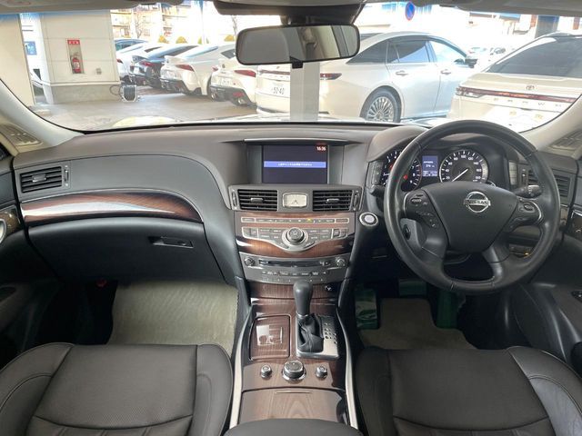 NISSAN FUGA HYBRID 2011 Image 31