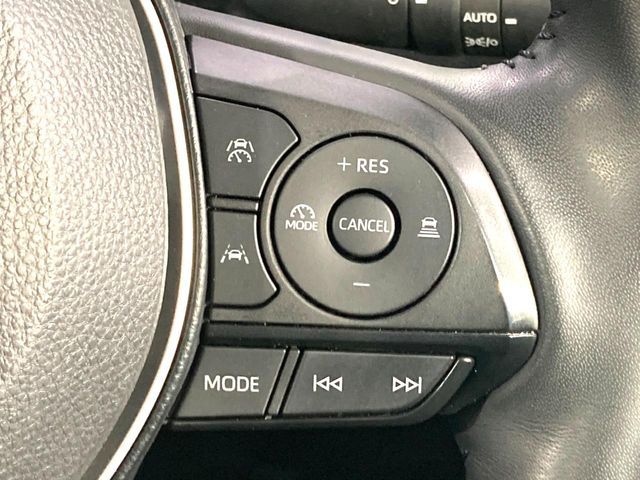 TOYOTA COROLLA CROSS HYBRID 2024 Image 31