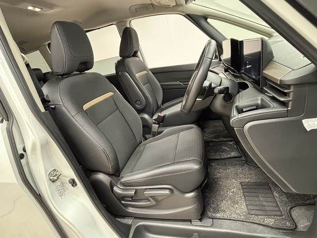 NISSAN SERENA  WG 2023 Image 31