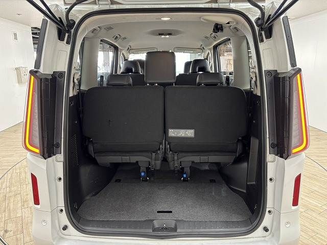 NISSAN SERENA  WG 2023 Image 31