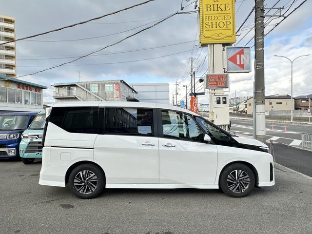 NISSAN SERENA  WG 2023 Image 31