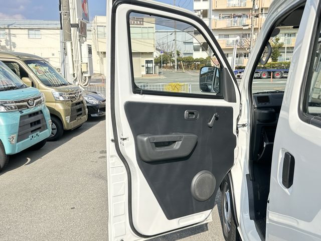 TOYOTA TOWNACE VAN 2WD 2022 Image 31