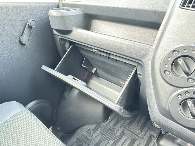 TOYOTA TOWNACE VAN 2WD 2022 Image 31