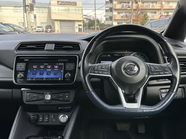 NISSAN LEAF 2019 Image 31