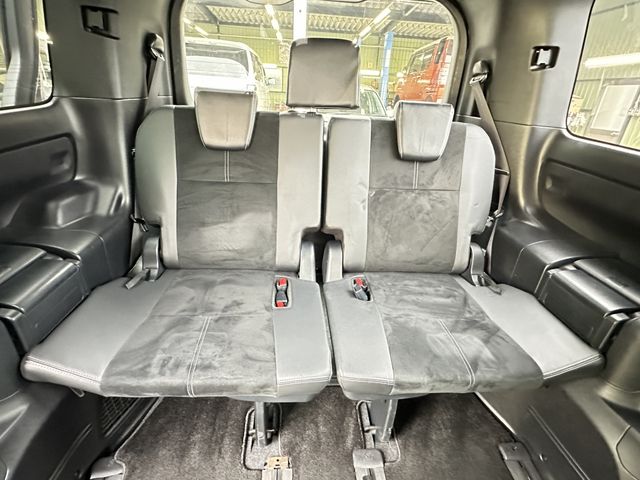 TOYOTA VOXY 2017 Image 31