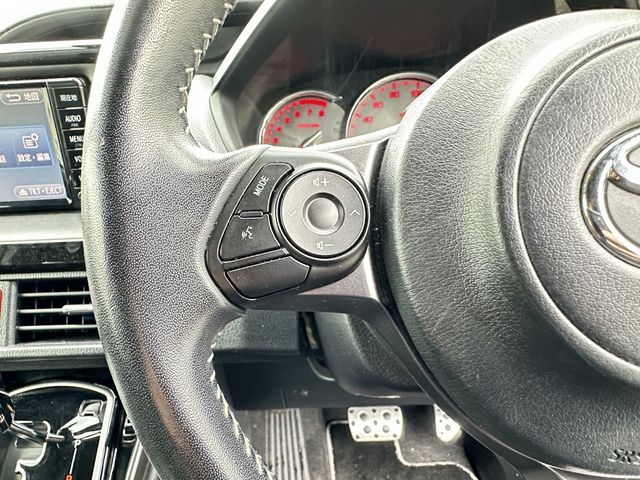 TOYOTA VOXY 2017 Image 31