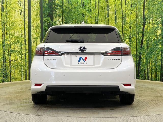 TOYOTA LEXUS CT200H 2012 Image 31
