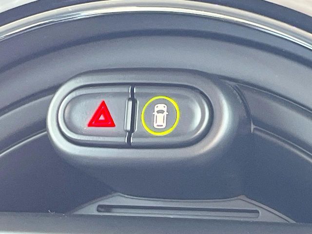 BMW MINI COOPER S 2019 Image 31