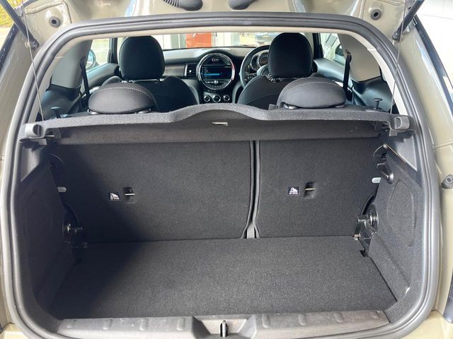 BMW MINI COOPER S 2019 Image 31