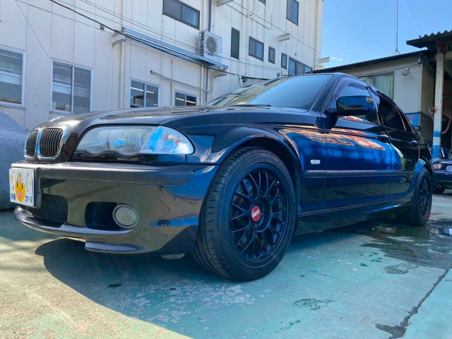 BMW 3SERIES SEDAN 2001 Image 31