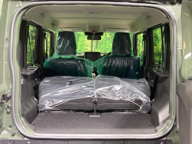 SUZUKI JIMNY NOMADE 2025 Image 31