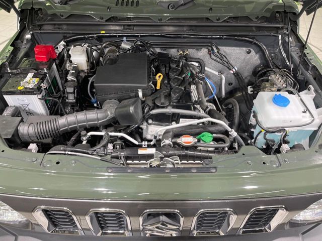 SUZUKI JIMNY NOMADE 2025 Image 31