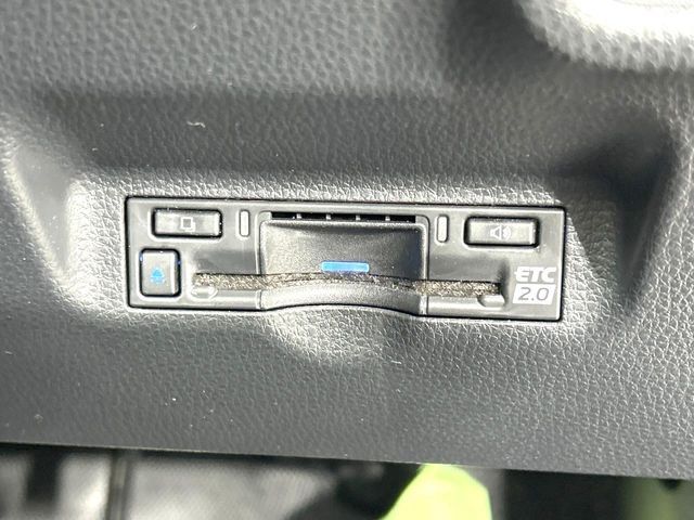 TOYOTA SIENTA HYBRID 2025 Image 31