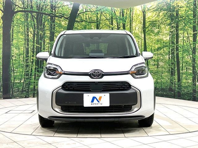 TOYOTA SIENTA HYBRID 2025 Image 31