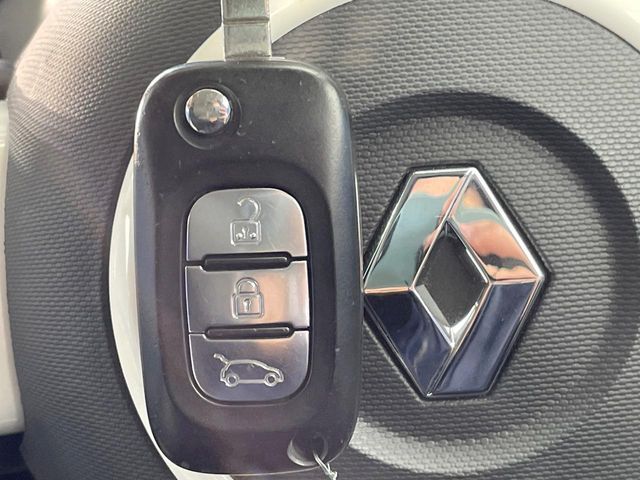 RENAULT TWINGO 2021 Image 31