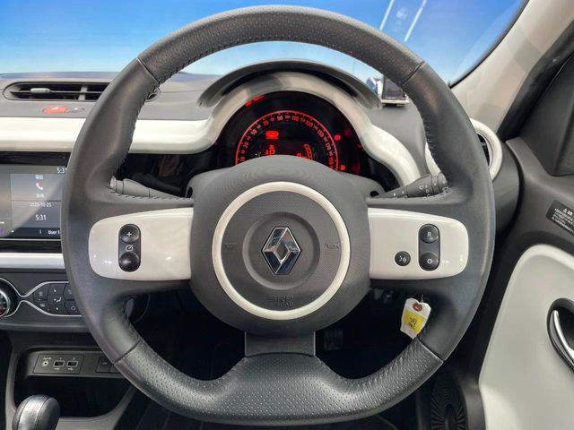 RENAULT TWINGO 2021 Image 31