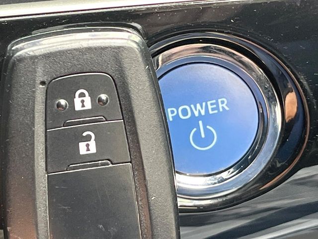 TOYOTA PRIUS 2019 Image 31