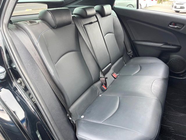 TOYOTA PRIUS 2019 Image 31