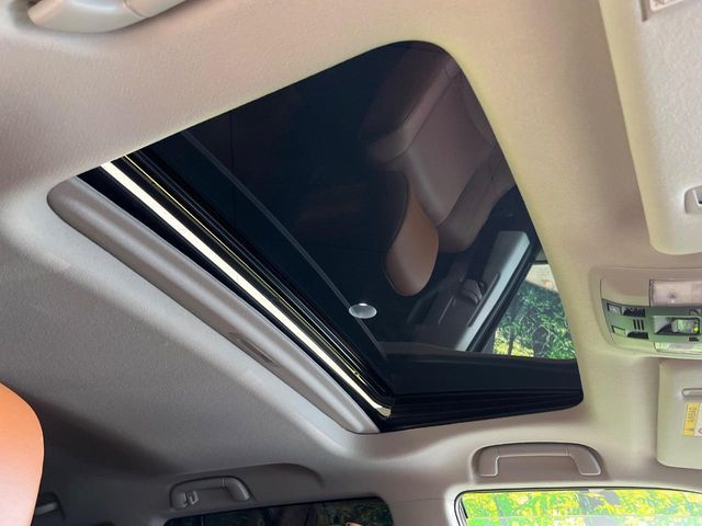 TOYOTA LANDCRUISER PRADO 2022 Image 31