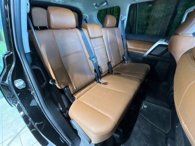 TOYOTA LANDCRUISER PRADO 2022 Image 31