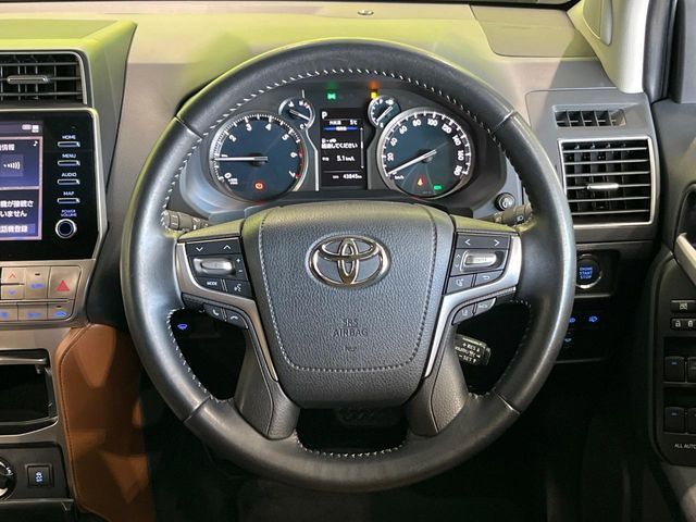 TOYOTA LANDCRUISER PRADO 2022 Image 31