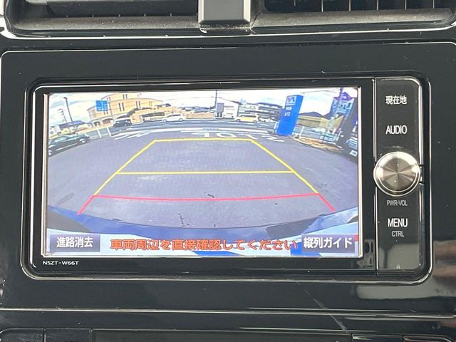 TOYOTA PRIUS 2017 Image 31