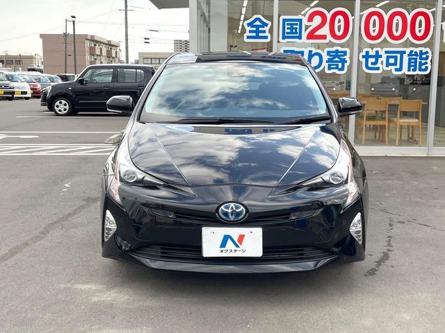 TOYOTA PRIUS 2017 Image 31