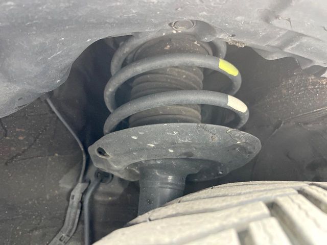 TOYOTA PRIUS 2017 Image 31