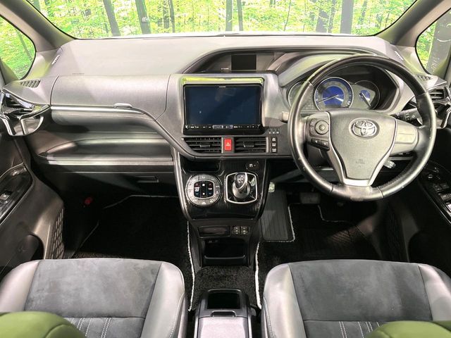 TOYOTA ESQUIRE HYBRID 2019 Image 31