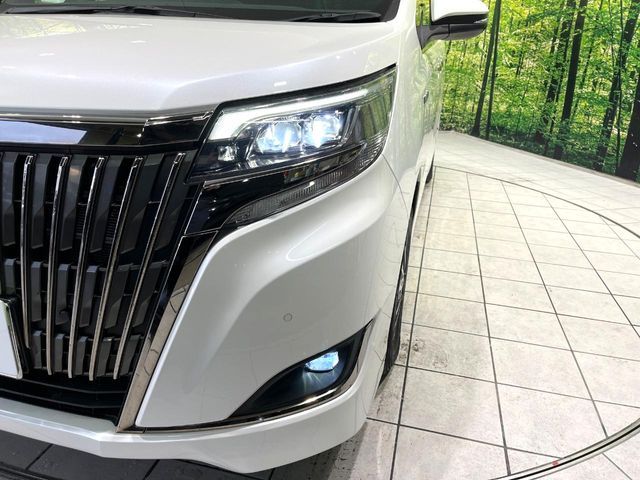 TOYOTA ESQUIRE HYBRID 2019 Image 31